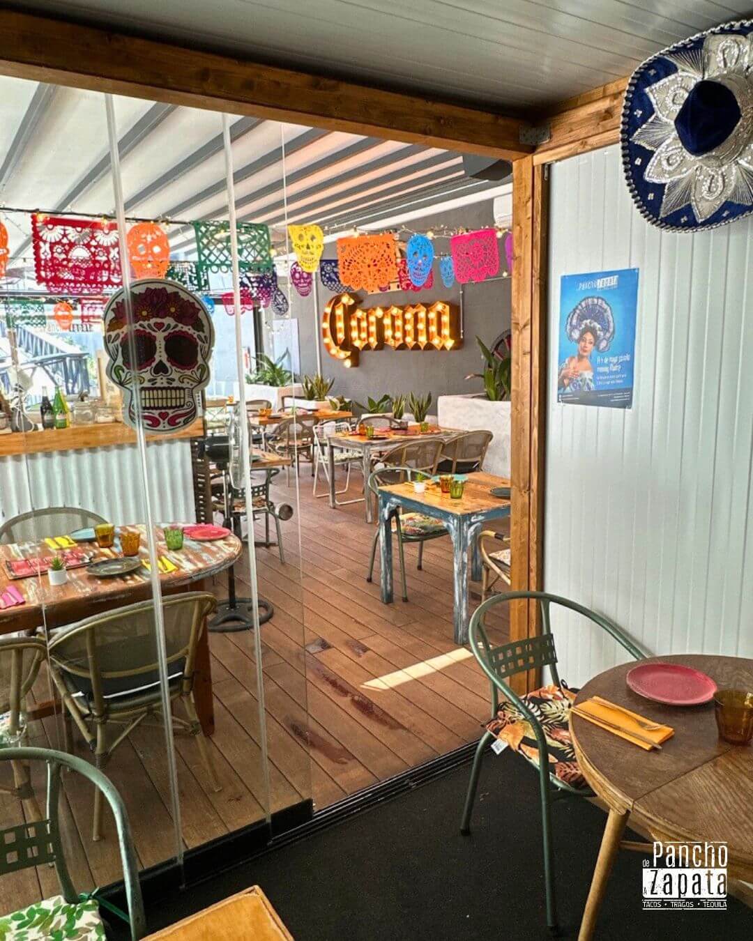 interior restaurante Pancho Torrelodones vertical