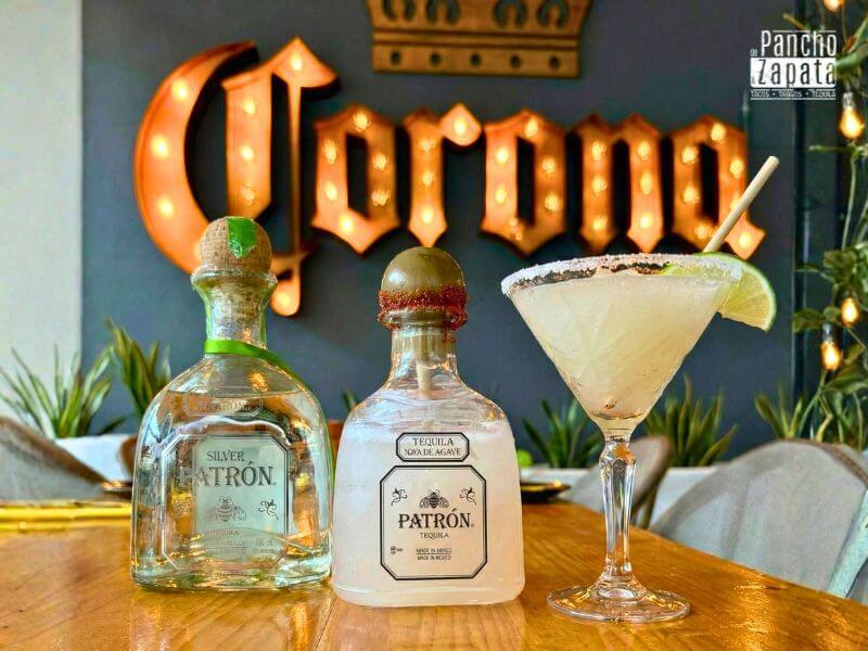 Brindis con margaritas para San Valentín y Carnaval